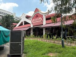 Jurong East Avenue 1 (D22), Shop House #568273911